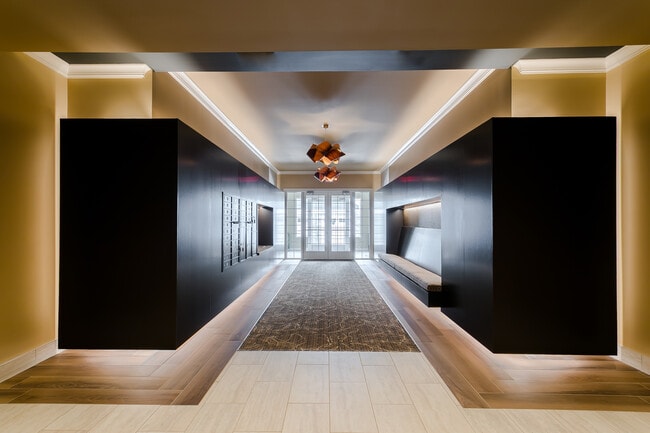 The Club at Waters Edge (Luxury Apartments)