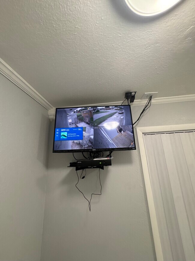 545 SW 10th St Unit 3