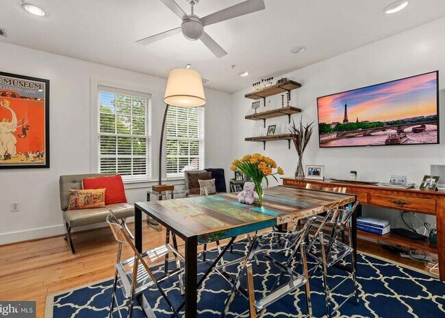 Photo - 11th STREET NW 2-2