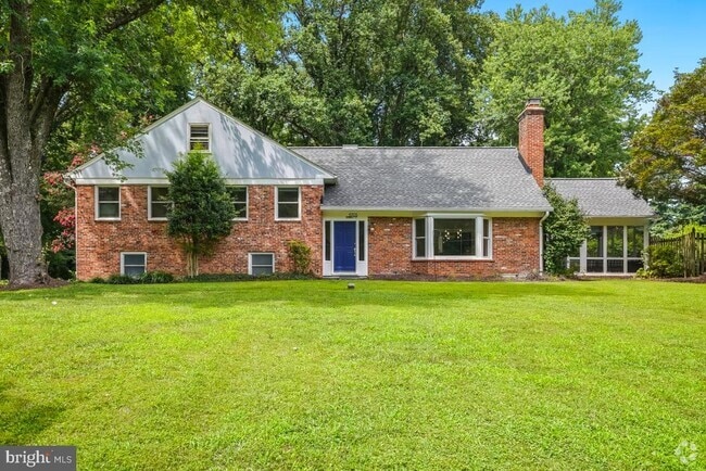Building Photo - 11705 Admirals Ct Rental