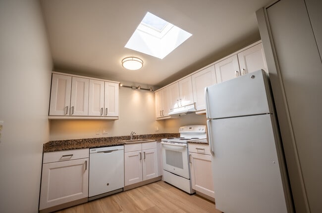 Camelot Apartments