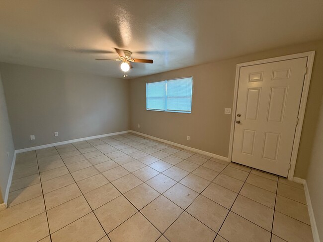 Photo - 2905 Parker Ave Unidad 2905