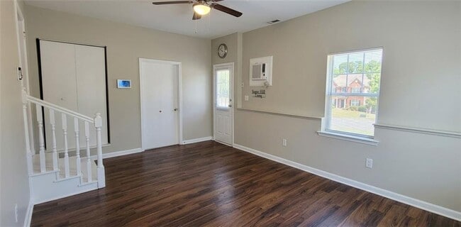 Photo - 3920 Spanish Oak Dr