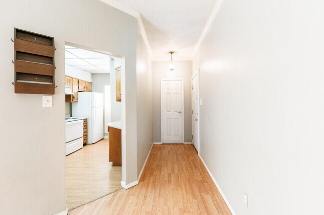 7405 Avenue X