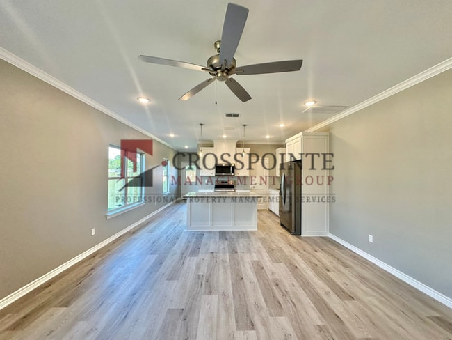 Photo - 3 Bedroom 2.5 Bathroom Townhomes at Villa Rosa! Now offering 1/2 OFF FIRST FULL MONTHS RENT!