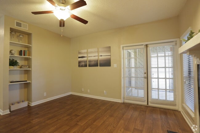 2A Living Room - Santa Fe Condo Apartments