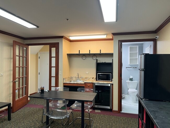 Photo - 163 N Greenleaf St Unit 163.3