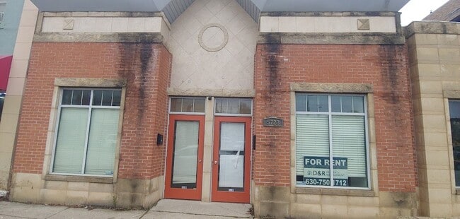 Building Photo - 5723 W North Ave Rental