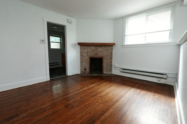 2309 Tilbury Ave Unit 2