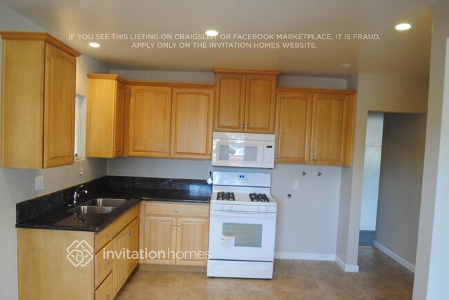 Photo - 12351 Poinsettia Ave