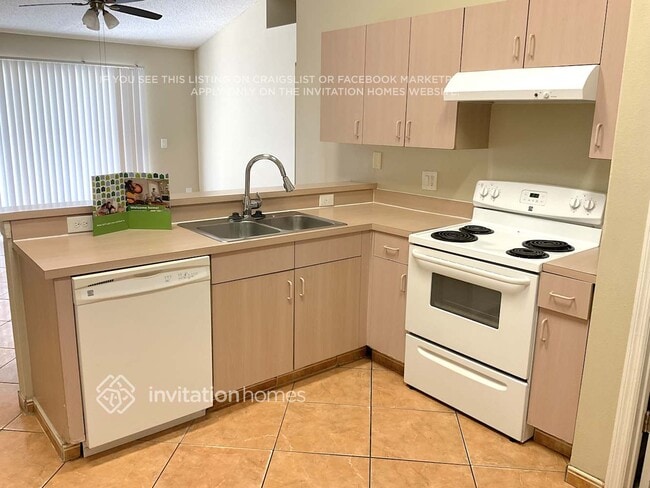 Photo - 9472 Brackin St