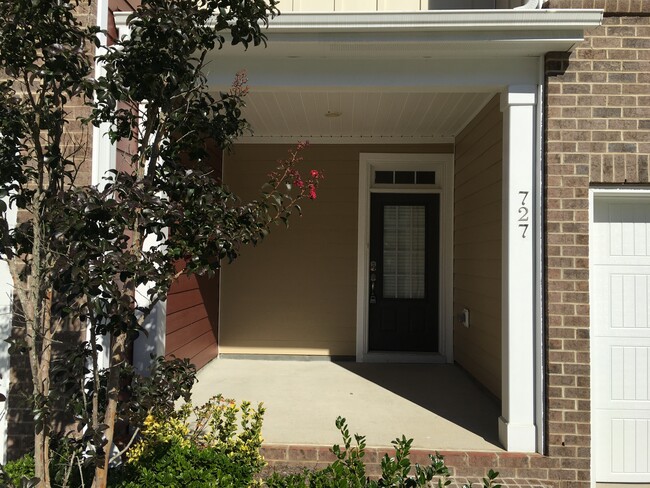 Photo - 727 Treviso Ln