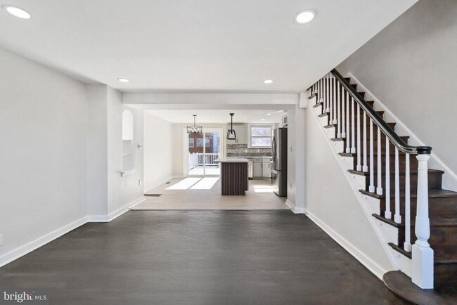 Photo - 7836 Fayette St