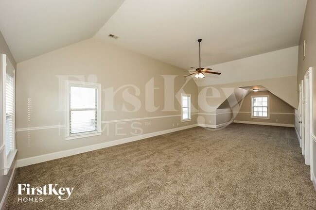 Photo - 9172 Overlook Dr