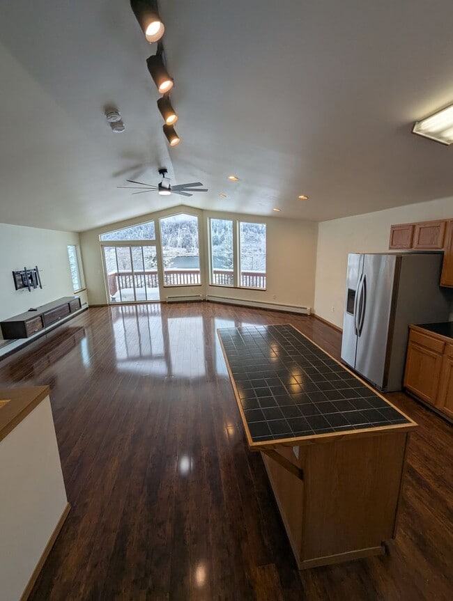 Photo - Douglas Island 3 bed/1.5 bath townhome, pet friendly w/ long term lease