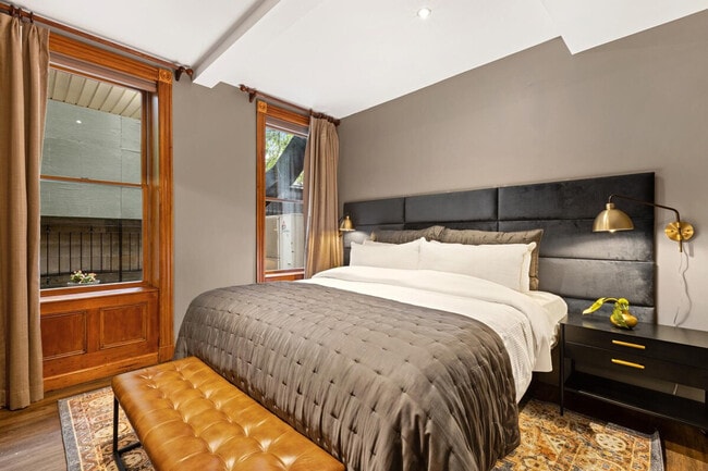 Photo - 38-03 24th St Unidad ID1285738P