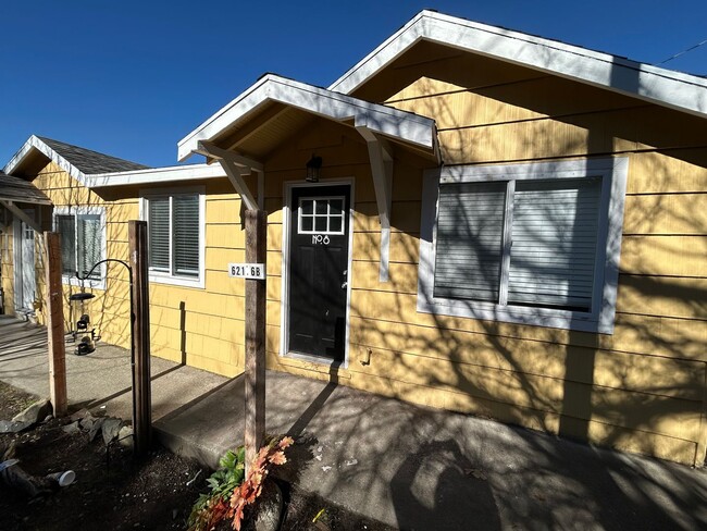 Welcome to 621 S Cannon Apartments!