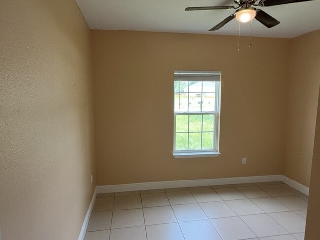Photo - 5017 SW 165th Street Rd