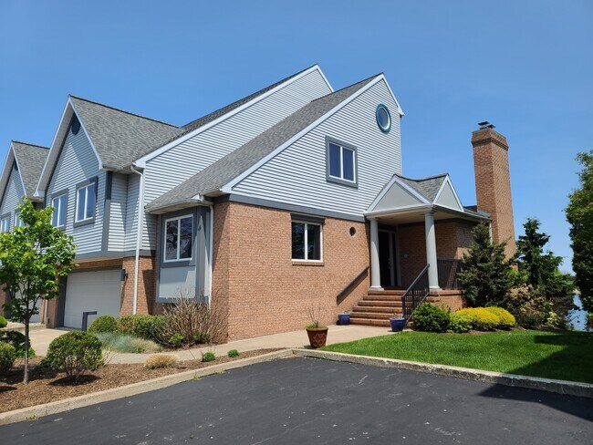 Photo - 22 Niagara Pier Unidad 22