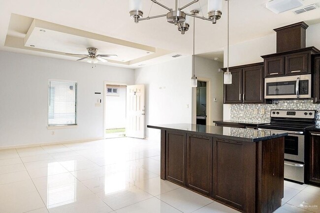 Photo - 14 West Dr Unit 2