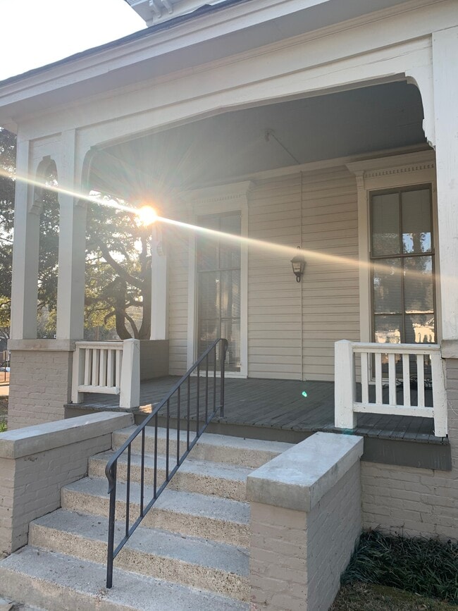 Photo - 2427 Vineville Ave Unit #1