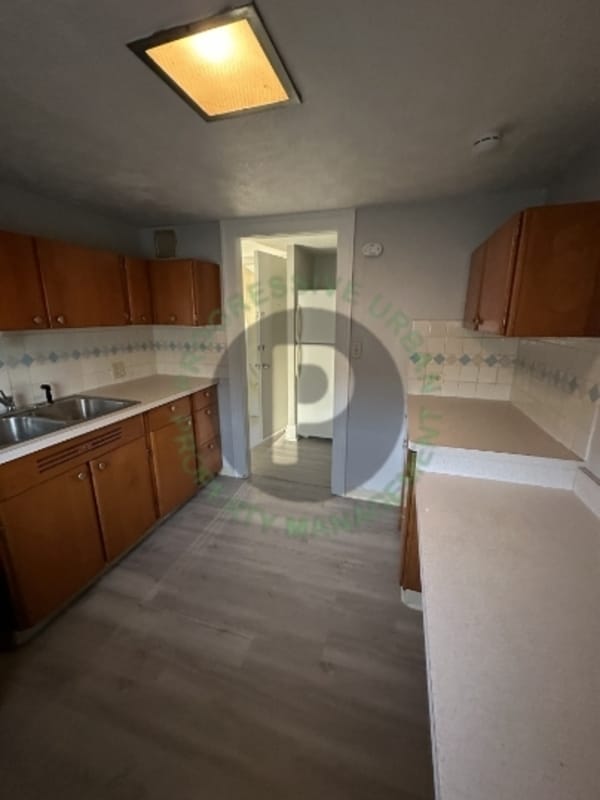 Photo - 14724 Clifton Blvd