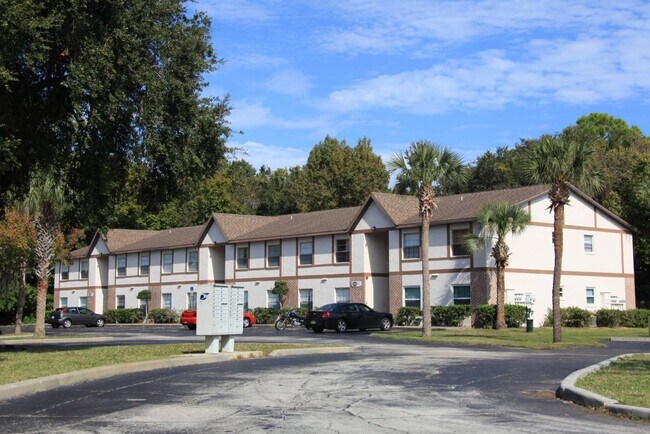 Photo - 411 Banana Cay Dr Unit B