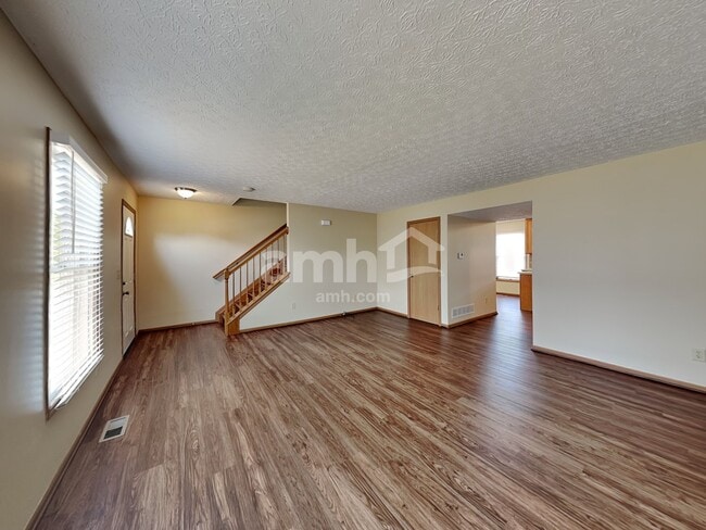 Photo - 344 Pataskala Ridge Dr SW