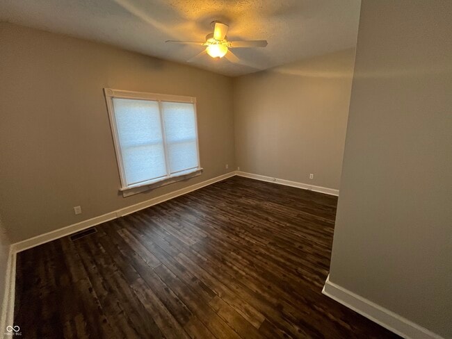 Photo - 501 E Main St