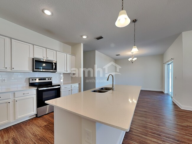 Photo - 1025 Summer Stone Lp