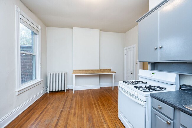 Photo - 3127 W Franklin St Unit 3127 W. Franklin - 2