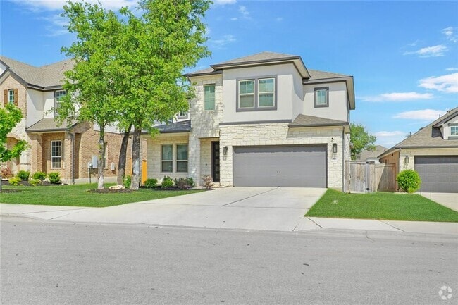 Building Photo - 601 Pinnacle View Dr Rental
