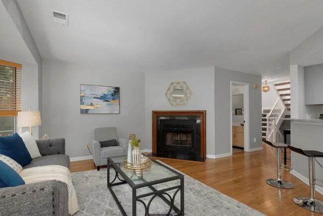 Photo - 4466 McPherson Ave