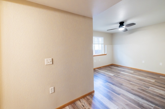 Photo - 1221 University Ave Unidad C104