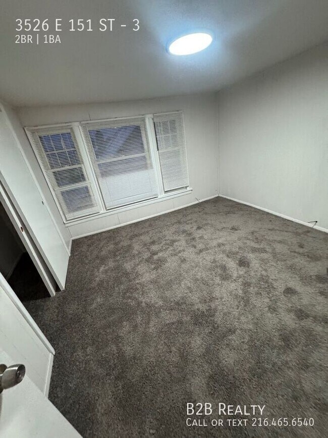 Photo - 3526 E 151st St Unidad 3