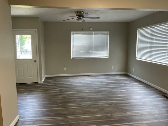 Photo - Knoxville 37918 - Adorable Fountain City Rancher with 3 Bedrooms, 1 Bath Rent – $1,550/Month! - C...