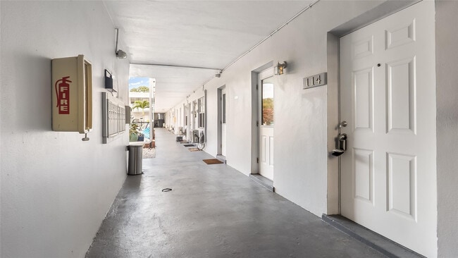 Photo - 626 SW 14th Ave Unidad 114