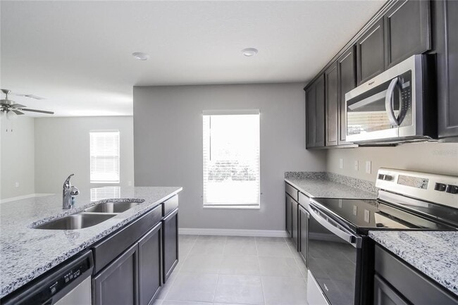 Photo - 127 Tulip Ln