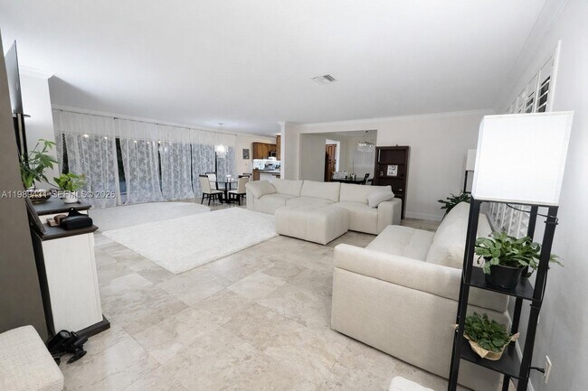 Photo - 13451 SW 74th Ave