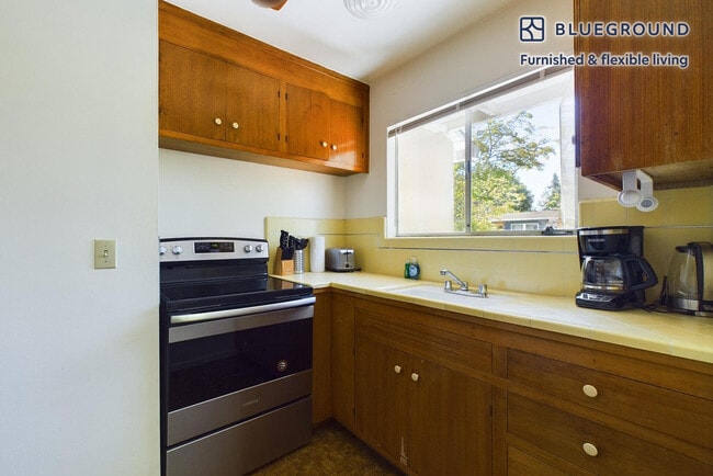 822 Kipling St Unit SI FL2-ID1638