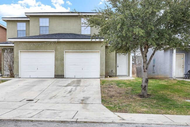 5815 Golf Bend Unidad 2