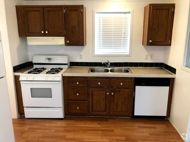 Building Photo - 421 N 200 W St Unit 6 Rental