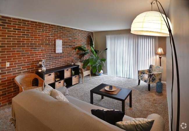 1 Bedroom Living Room - Symmes Apartments in Fairfield Ohio