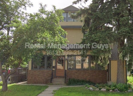Building Photo - 2715 Pillsbury Ave Unit 2