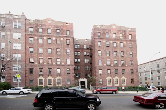 Primary Photo 11/19/2006 - 8215 35th Ave