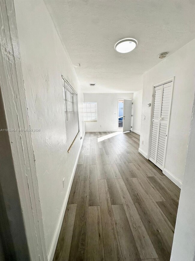 Photo - 600 SW 16th Ave Unidad 600