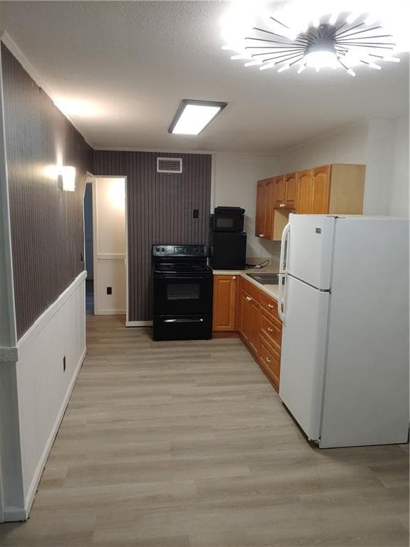 Photo - 1450 Shadowbrook Dr