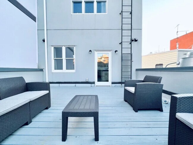 Furnished room/NOT APARTMENT