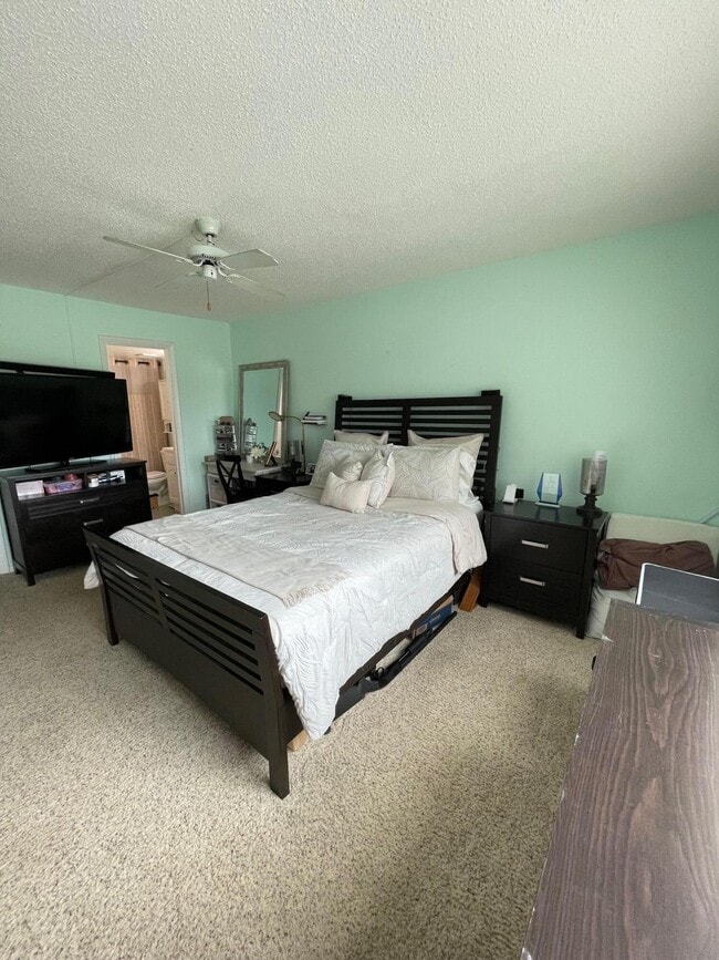 Photo - 125 Shore Ct Unit 205a