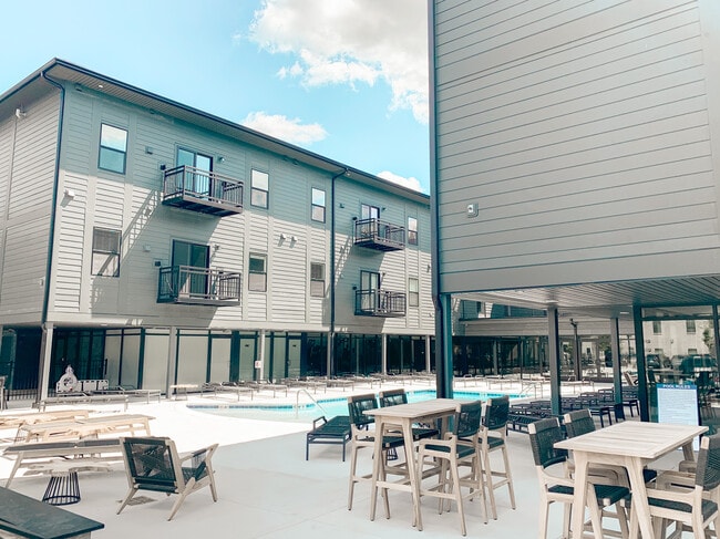 The W Pool